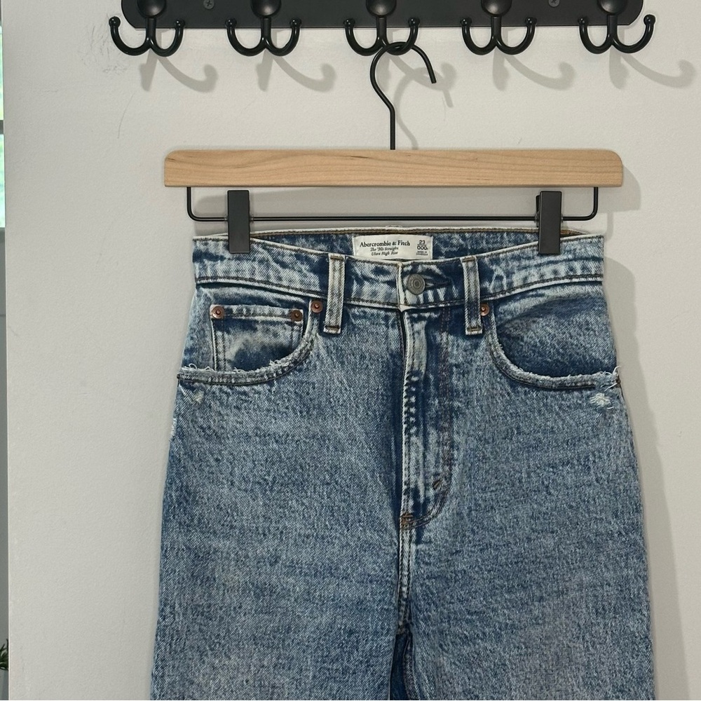 Abercrombie 90’s straight ultra high rise jeans
